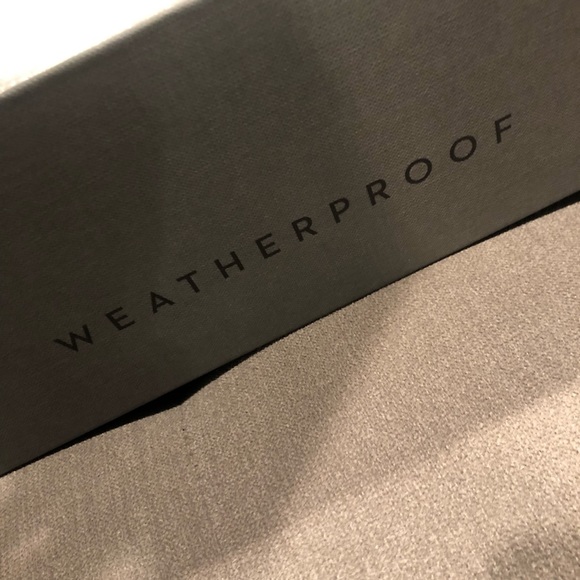 Aquatalia black suede slides size 6 - Picture 6 of 6